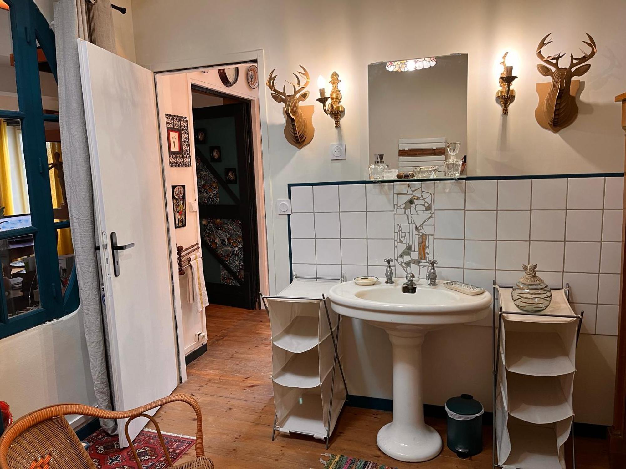 Bed and Breakfast Les Loges Du Chaudron La Chapelle-aux-Choux Exterior foto